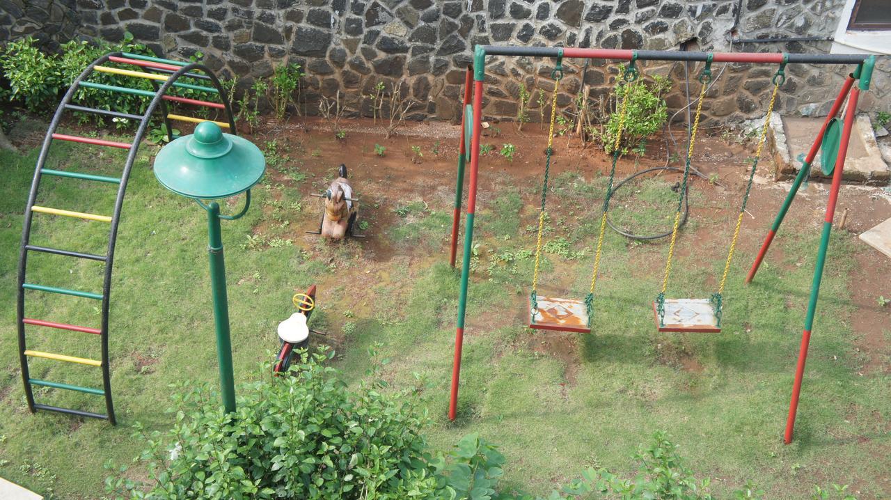 Velvet County Resort & Spa Lonavala Bagian luar foto