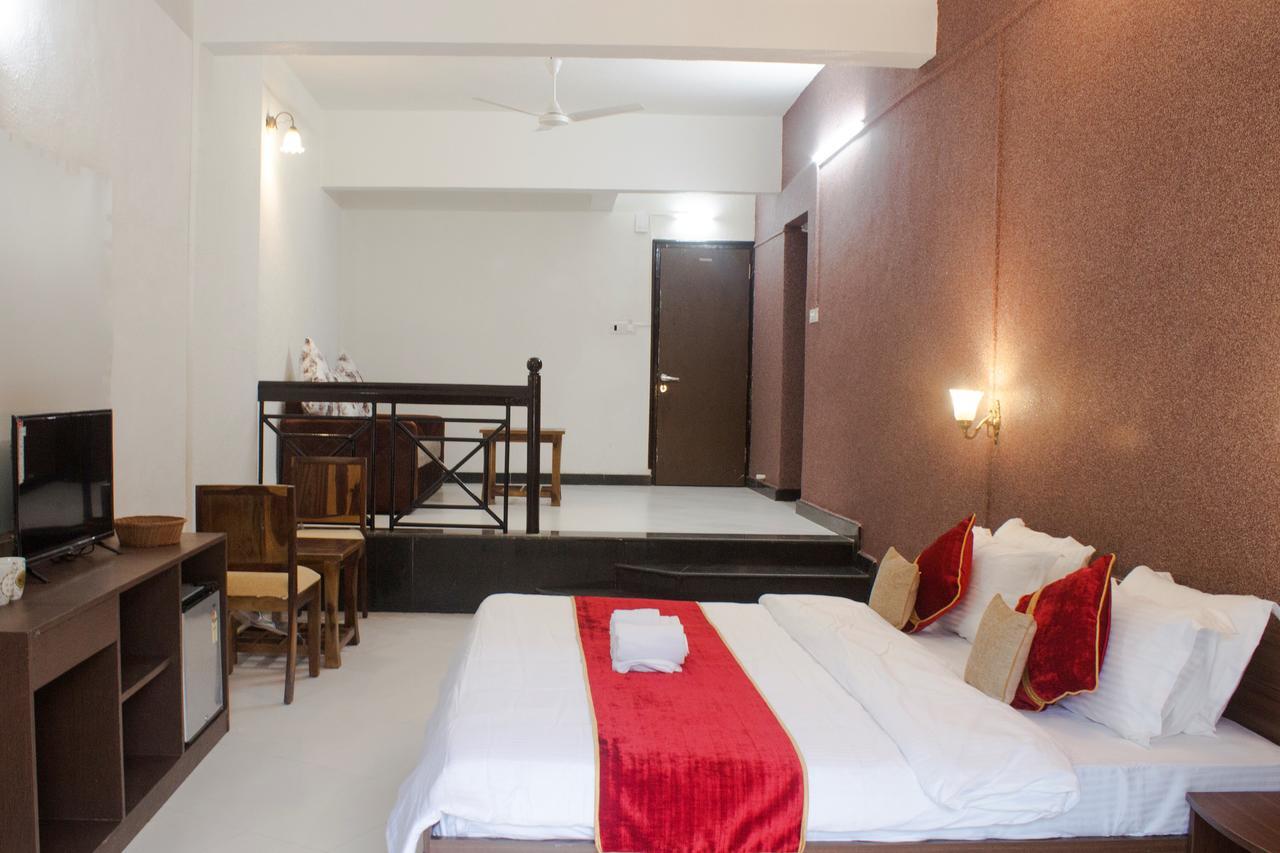 Velvet County Resort & Spa Lonavala Bagian luar foto